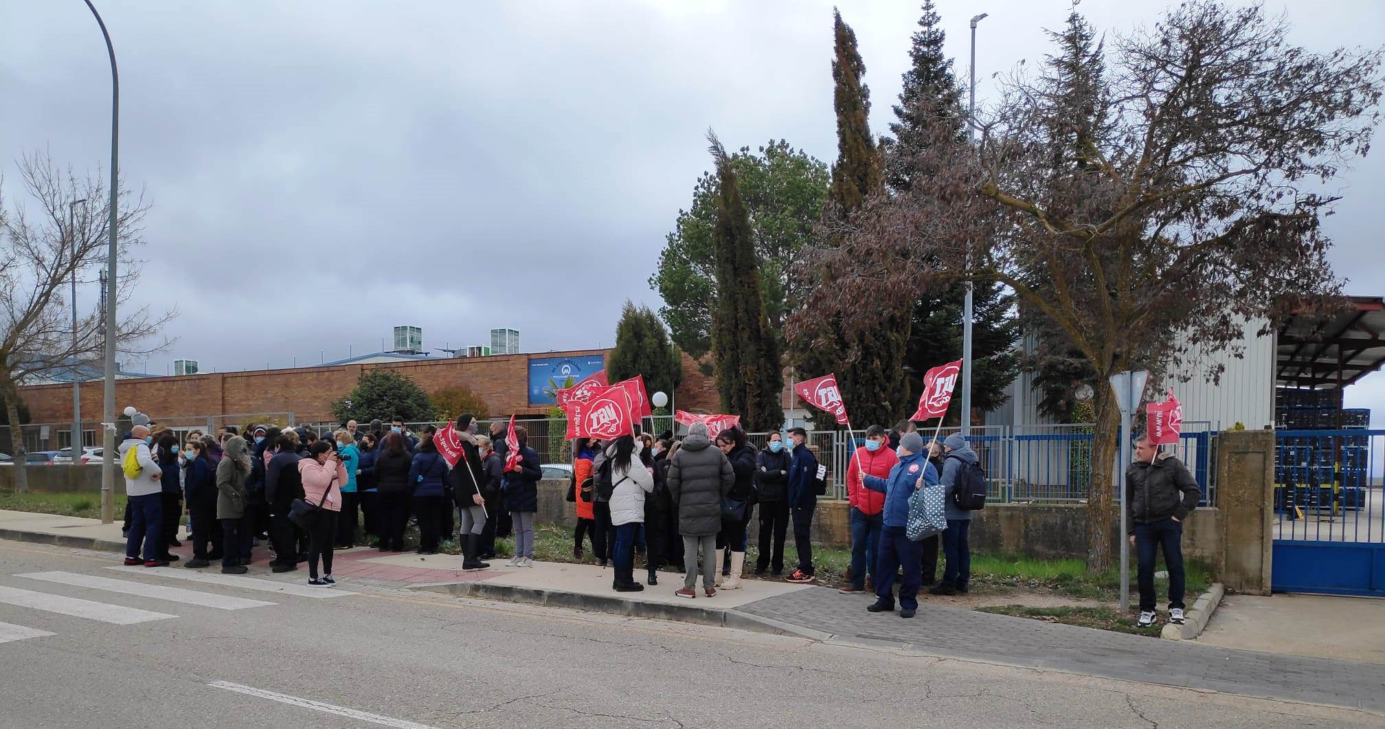 23.03.22 Concentracion Fico Mirrors